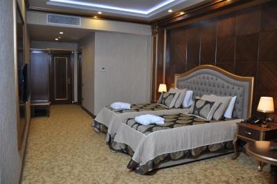 جوی هتل اند اسپا