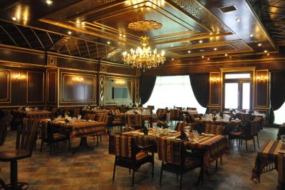 جوی هتل اند اسپا