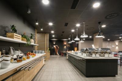 ایبیز پراها اُلد تون