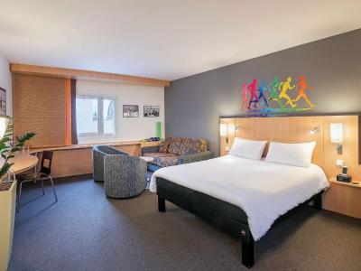 ایبیز پراها اُلد تون