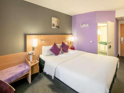 ایبیز پراها اُلد تون