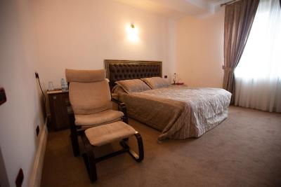 دنیز این بوتیک هتل