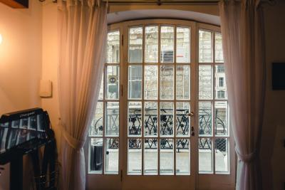 دنیز این بوتیک هتل