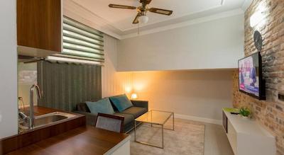 دلایت دلوکس اپارتمنتز