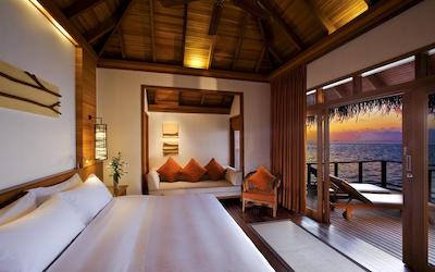 شرایتون مالدیو فول مون ریزورت اند اسپا