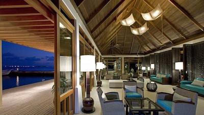 شرایتون مالدیو فول مون ریزورت اند اسپا