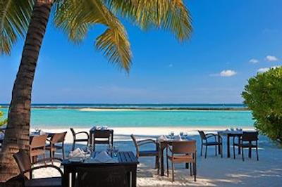 شرایتون مالدیو فول مون ریزورت اند اسپا