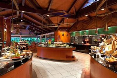 شرایتون مالدیو فول مون ریزورت اند اسپا