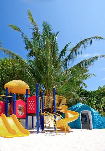 شرایتون مالدیو فول مون ریزورت اند اسپا