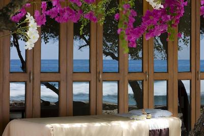 شرایتون مالدیو فول مون ریزورت اند اسپا