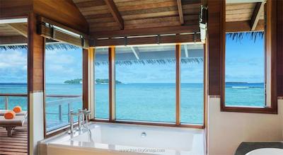 شرایتون مالدیو فول مون ریزورت اند اسپا