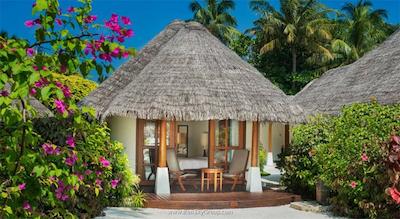 شرایتون مالدیو فول مون ریزورت اند اسپا