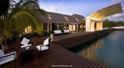 شرایتون مالدیو فول مون ریزورت اند اسپا