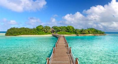 شرایتون مالدیو فول مون ریزورت اند اسپا