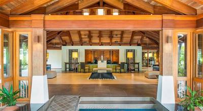 شرایتون مالدیو فول مون ریزورت اند اسپا