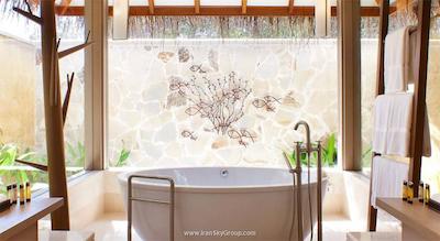 شرایتون مالدیو فول مون ریزورت اند اسپا