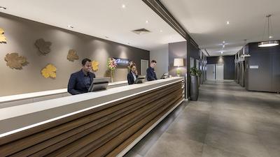 اُاکز اُن مارکت