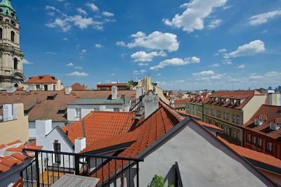 رسیدنس دری گولدن کرونز