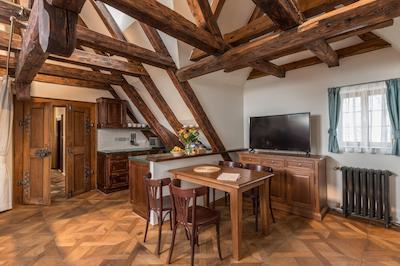 رسیدنس دری گولدن کرونز