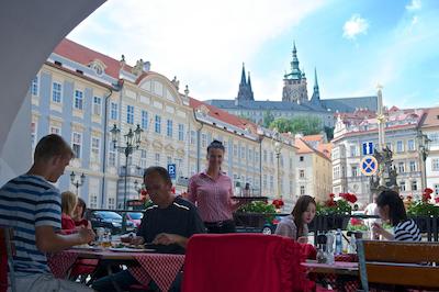 رسیدنس دری گولدن کرونز