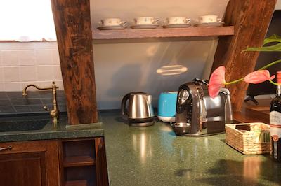 رسیدنس دری گولدن کرونز