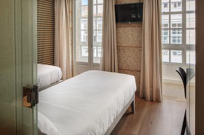 اتالیا ب اند ب