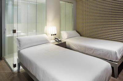 اتالیا ب اند ب