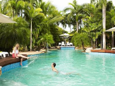 مرکور داروین آیرپرت ریزرت