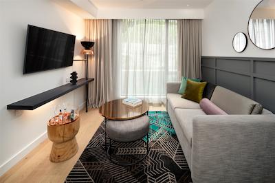 قت کویینستون