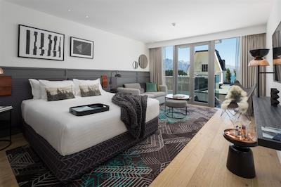 قت کویینستون