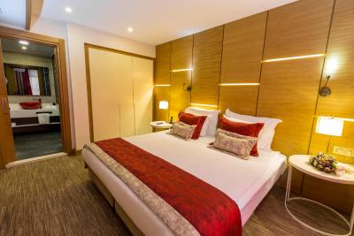 کوهلا بوتیک سویت هتل