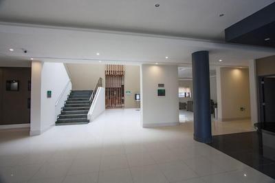 هتل دیگو د آلماگرو اُسُرنو