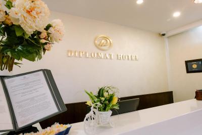 دیپلمات هتل