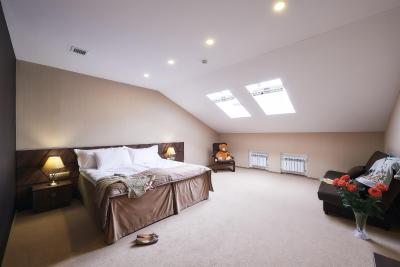 دیپلمات هتل