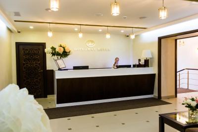 دیپلمات هتل