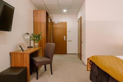 دیپلمات هتل