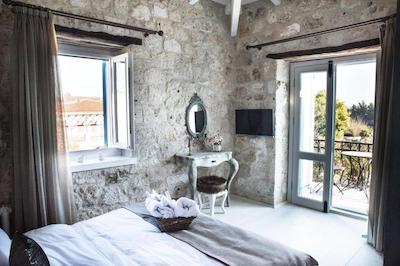 ککپالم بوتیک هتل آلاچاتی