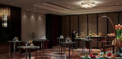 شانگری-لا هتل ییوو