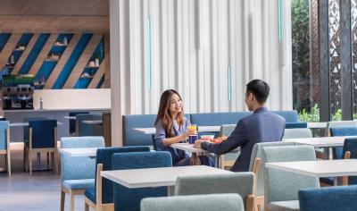 هالیدی این اکسپرز بانکوک سوی سونیویجای