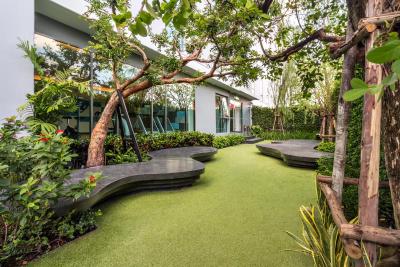 هالیدی این اکسپرز بانکوک سوی سونیویجای