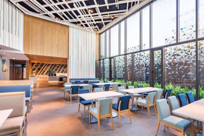 هالیدی این اکسپرز بانکوک سوی سونیویجای