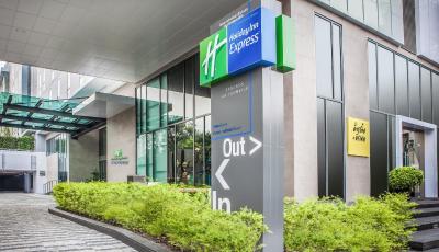 هالیدی این اکسپرز بانکوک سوی سونیویجای