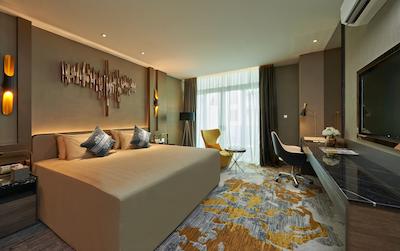 هتل متراسکوار