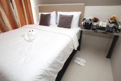 ورس لیت هتل پمبانگونان