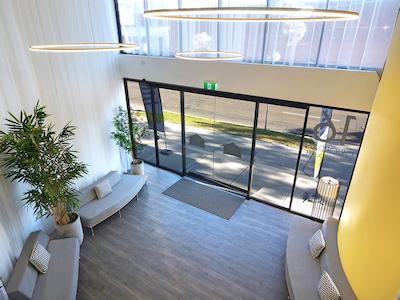 والوسویتز گرین اسکوار