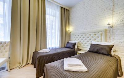 مینی هتل اتند