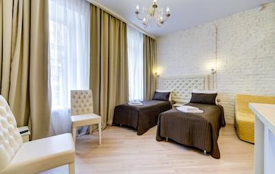 مینی هتل اتند