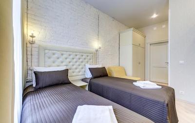 مینی هتل اتند