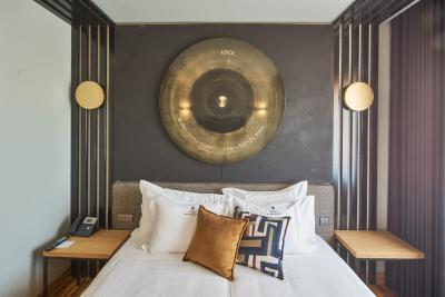 ترل اوانتگارد