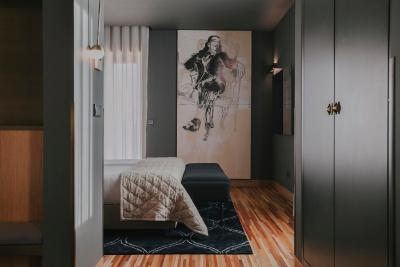 ترل اوانتگارد